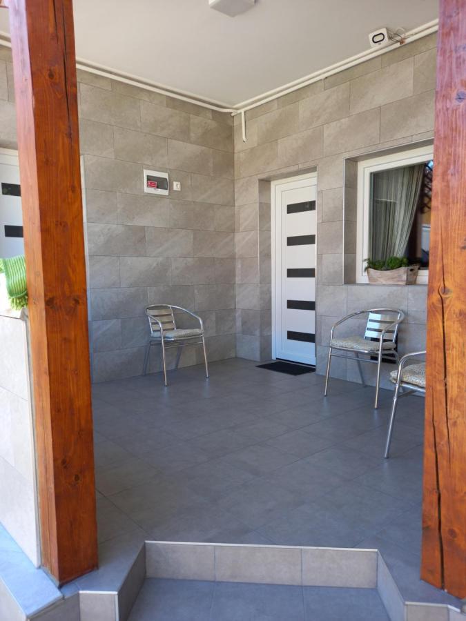 Bed and Breakfast Viola Vendeghaz Pápa Exterior foto